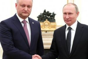 RUSIA amnistiază cetăţeni ai Republicii MOLDOVA de dragul lui DODON