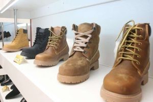 În fabrica Clujana nu se vor mai face pantofi. Halele vor avea altă destinaţie (VIDEO)