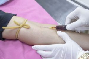 Donează sânge, fii un erou