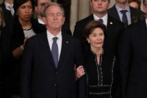 Armistiţiu: Familia Bush nu vrea SENTIMENTE Anti-Trump în ZI de DOLIU NAŢIONAL