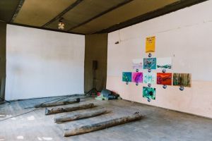 Școala din Buzad transformată în spaţiu cultural alternativ şi mini-muzeu