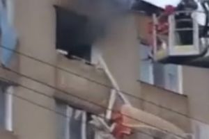 ÎNFIORĂTOR O jurnalistă însărcinată, un pompier, o poliţistă şi fiica de 17 ani sunt victimele angajatului MAPN care a aruncat în aer casa - VIDEO