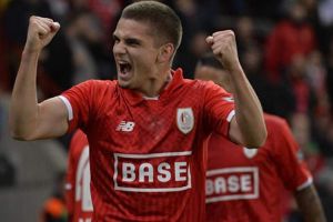 Laureaţi în premieră în fotbalul intern şi internaţional