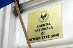 Primar, adică incompatibil: Judeţul neintegru