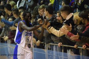 Mason a părăsit echipa de baschet. Howell, din nou în cărţi