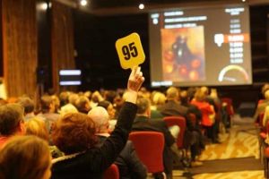 Licitaţie publică cu strigare a unui teren intravilan din domeniul privat al Comunei Ibăneşti