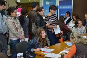 Generaţia „Zen”: Criza forţei de muncă din Bihor e adâncită şi de atitudinea tinerei generaţii, care pune accent mai mult pe libertate