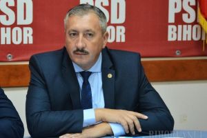 Deputatul pokerist: Deputatul PSD-ist Sorin Ioan Roman, mai preocupat de… păcănele