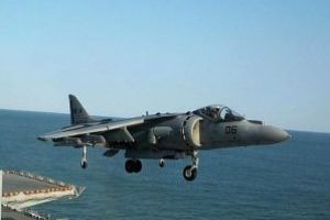 Doua avioane ale armatei americane s-au ciocnit in largul coastelor Japoniei