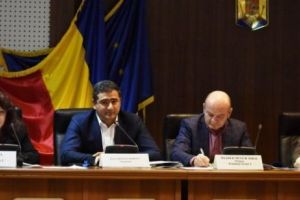 MINUNE înainte de Sfântul Nicolae în Sectorul 2. Primarul PSD îl acuză de pe ONŢANU de ILEGALITĂŢI