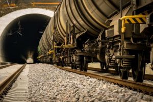 FOTO – Cel mai lung tunel de cale ferată construit după 1989, gata de recepţie – Este în judeţul Sibiu