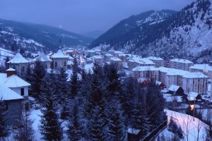 Primarul oraşului Bălan le-a dat o replică celor de la Digi24 care au scris doar despre un bloc