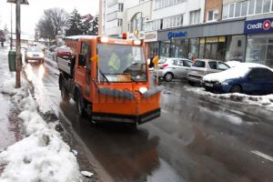 Cod galben de polei pe trotuarele Sucevei