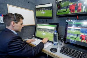 Sistemul de arbitraj VAR va fi introdus în România din sezonul 2019-2020
