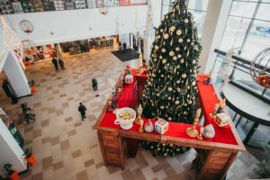 Clienţii Iulius Mall Suceava pot câştiga trei smartphone-uri performante şi peste 3. ...