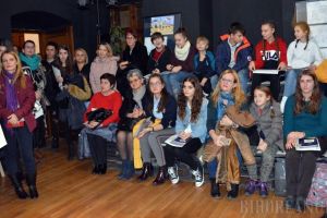 Capsula timpului: Gânduri despre Oradea secolului viitor, dar şi obiecte din oraşul zilelor noastre, vor fi îngropate în curtea Muzeului Ţării Crişurilor (FOTO)