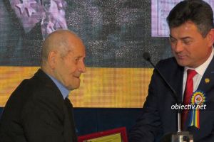 Consiliul Judeţean Ialomiţa pregăteşte premierea unor personalităţi ale judeţului şi a veteranilor de război