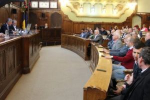 Şedinţă extraordinară la Consiliul Judeţean Mureş