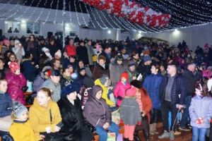 Moş Nicolae a venit la Consiliul Judeţean Argeş