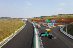 Autostrăzile Sibiu – Piteşti şi Sibiu – Făgăraş, în plan anul viitor – Peste 300 de kilometri vor fi în şantier