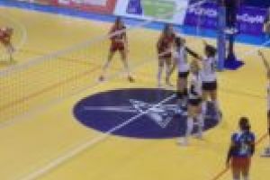 UVT Agroland Timişoara a pierdut fără drept de apel cu unguroaicele de la Vasas Budapesta, care au mers mai departe în Cupa Challenge