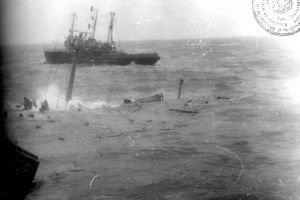 Un decembrie indoliat (I): Digul mortii (galerie foto) 