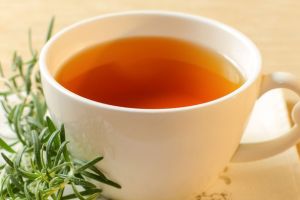De ce e bine sa bei ceai de rozmarin 