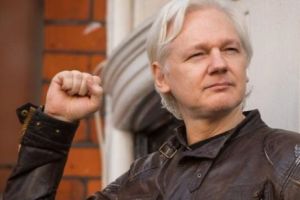 Fondatorul Wikileaks, scos din AZIL POLITIC. Ambasadorul îl vrea afară din Londra, ceea ce însemna CONDAMNARE LA MOARTE