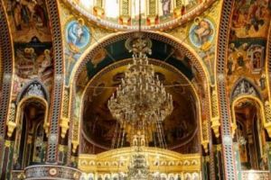 Duminică se va sfinţi prima Catedrală construită după Revoluţie