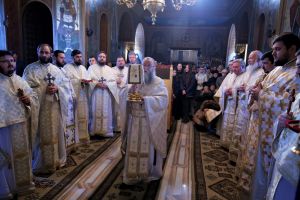 Catedrala Episcopală din Miercurea Ciuc şi-a sărbătorit hramul de Sfântul Ierarh Nicolae