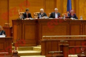 Fostul premier DĂ SEMNALUL pentru DĂRÂMAREA GUVERNULUI! Anunţ de ultimă oră despre LEGEA PENSIILOR