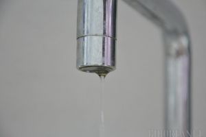 Locuitorii de pe 3 străzi din Oradea rămân fără apă în cursul zilei de luni