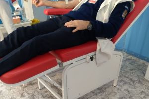 ”Nicio faptă bună nu rămâne nerăsplătită”: Poliţiştii bistriţeni au donat sânge