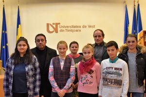 Indemnizaţia unui parlamentar de Timiş devine bursă de şcolarizare pentru elevii din mediul rural