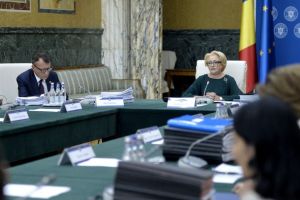 Câţi bani ia Google din România? La Fisc raportează 1 milion de euro, ”publicitarii” îi cotează la 50 de milioane, iar presa spune că gigantul încasează peste 100!