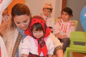 Aprecieri din partea parintilor: Liliana Naclad, considerata un inger pe pamant (galerie foro)