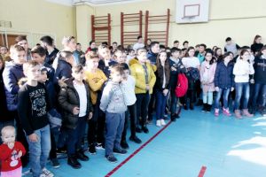 Comunicat de presa: Burse de merit pentru elevi si profesori, acordate de Primaria Ovidiu 