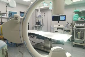 Aparatură nouă pentru blocul operator al Spitalului Judeţean de Urgenţă (FOTO)