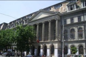 Universitatea Bucureşti ”dezvoltă spiritul civic al studenţilor” prin activităţi la cantina universităţii. Tăcerea mieilor