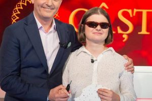 Magdalena Iurescu, tânăra nevăzătoare din Bilca, a cucerit Marele Premiu al emisiunii ...