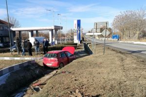 Accident rutier in localitatea Dorobantu, judetul Constanta. Doua victime. Cadrele medicale de la SMURD, chemate in ajutor (galerie foto) 