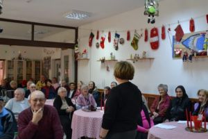 FOTO: Moş Nicolae a adus daruri binemeritate şi B-unicilor