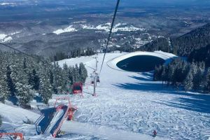 Se deschide sezonul de schi la Poiana Braşov – Cum se schiază