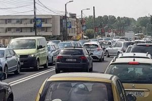 Românii RĂMÂN FĂRĂ MAȘINI. Cabinetul DĂNCILĂ, acuzat de NEPĂSARE