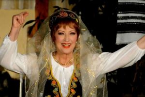  Cantecului dobrogean, mai sarac. Profesorul si interpreta, Elena Ionescu Cojocaru ne-a parasit in aceasta dimineata