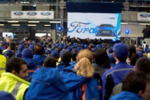 Dezastru pe piaţa auto. Ford este în colaps! O mulţime de oameni vor fi afectaţi
