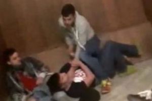 BĂTAIE într-o şcoală din Oradea. Un ELEV, la un PAS DE MOARTE, după ce a fost STRANGULAT - VIDEO cu impact emoţional