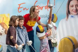 Cartea pentru copii „En Garde!” de Ana-Maria Brânză, lansată la UMFST Târgu-Mureş