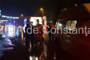 Imagini de la eveniment. Accident rutier pe bulevardul IC Bratianu din Constanta. Un pieton a fost lovit de o masina  (galerie foto+video)    