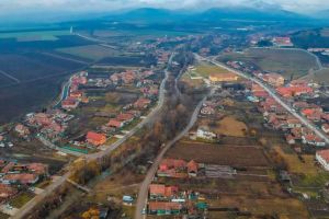 Consilier local dintr-o comună din judeţul Alba, obligat de instanţă să plătească daune morale pentru jigniri promovate pe o reţea de socializare